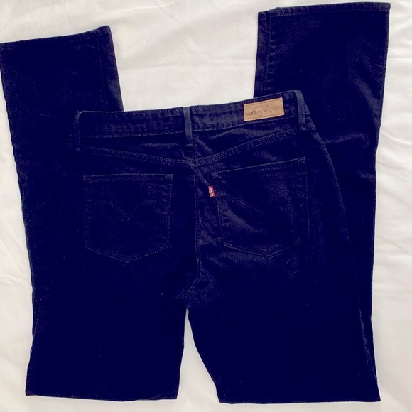 Levi's Denim - Levi’s classic rise straight leg size 8/29
